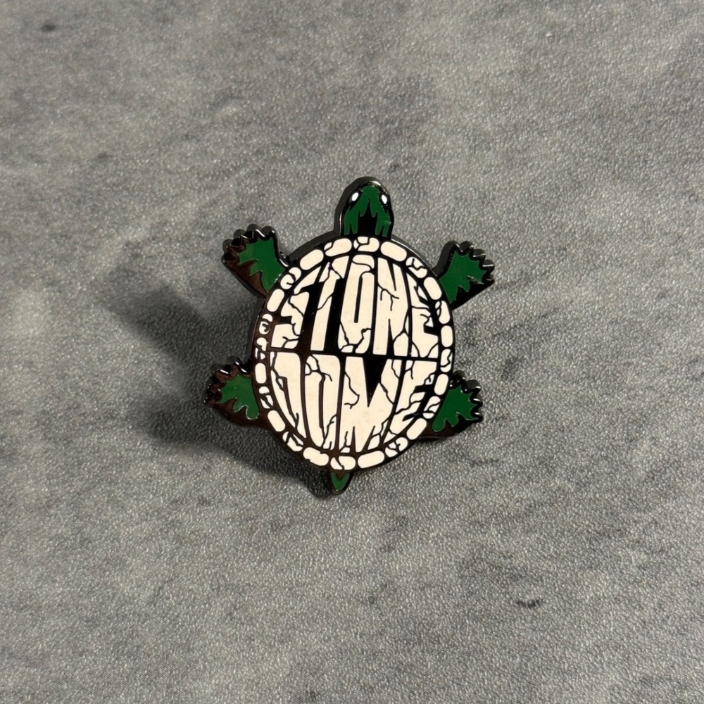 Hat Club Enamel‎ Pin Green White Stone Dome Turtle New Era Hat Accessory